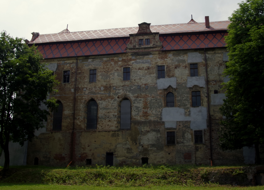 Zamek Niemodlin - z tyłu