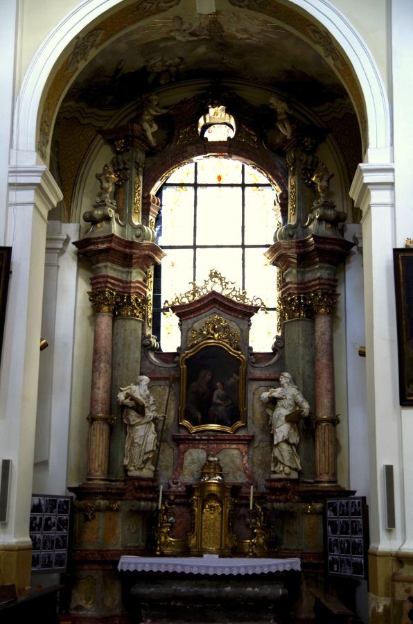 Hradec Králové - Czechy - wnętrze kościoła